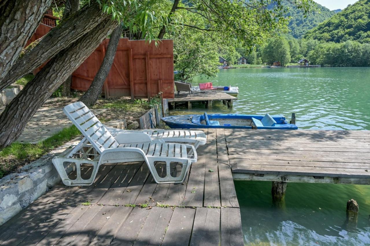 Forest Dream Lake House Jajce Esterno foto