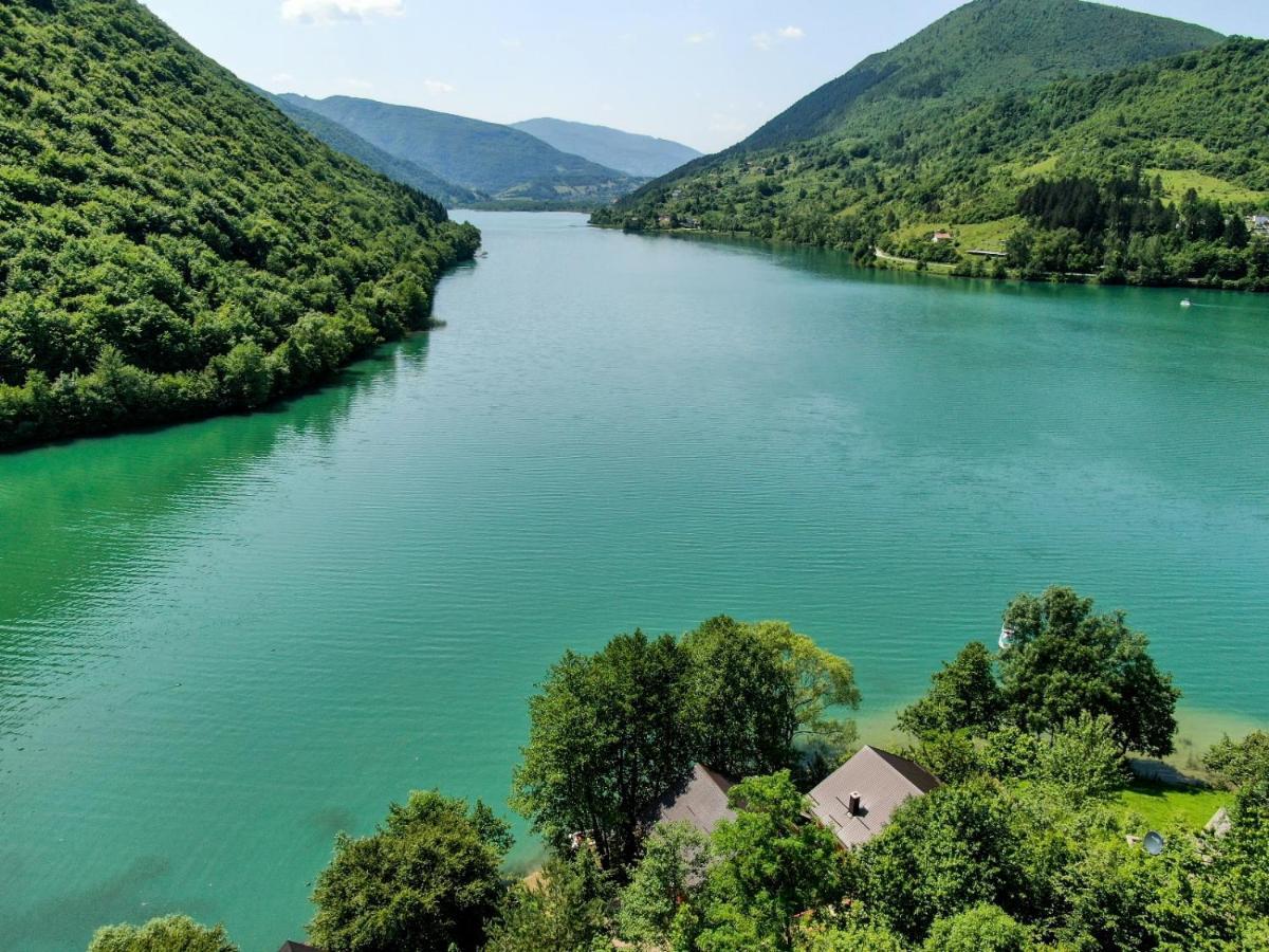 Forest Dream Lake House Jajce Esterno foto
