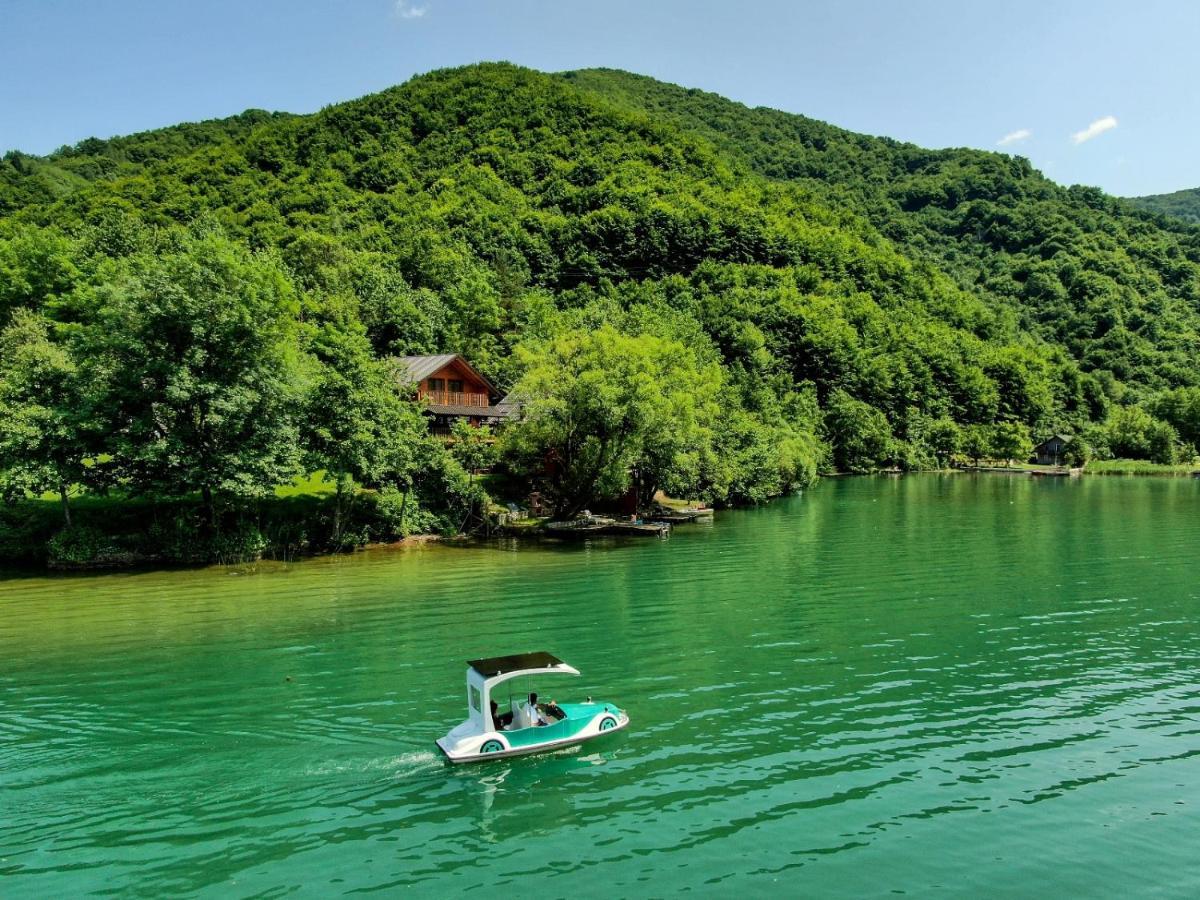 Forest Dream Lake House Jajce Esterno foto