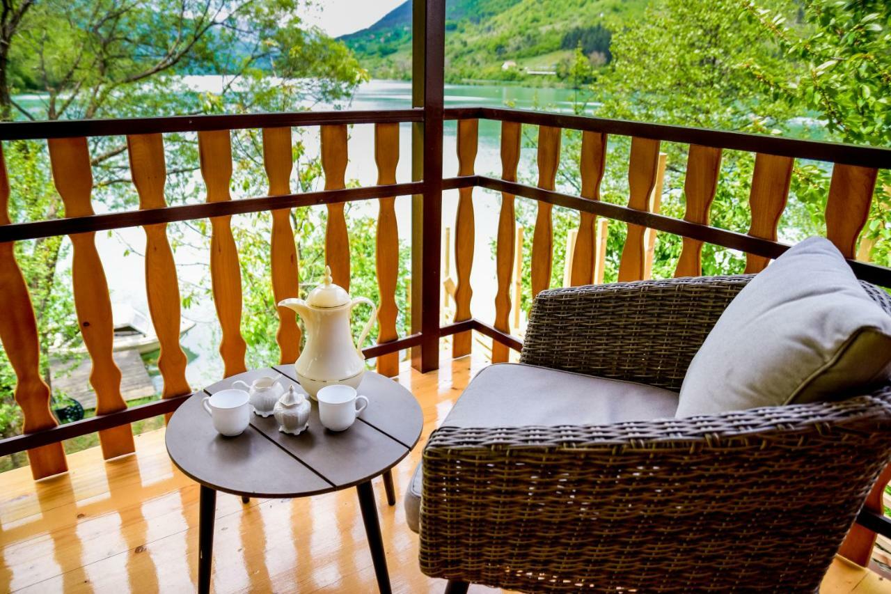 Forest Dream Lake House Jajce Esterno foto